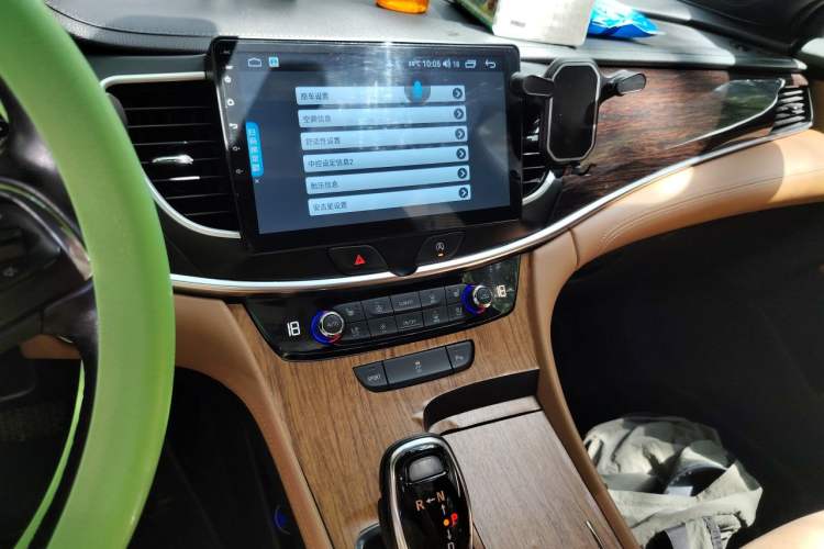 Used Buick LaCrosse 2016 20T Elite Edition Audio And AC Panel