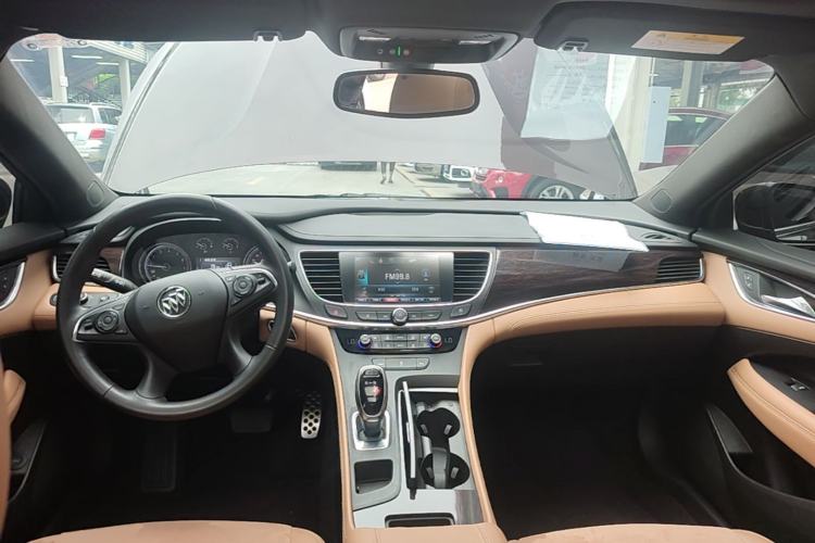 Used Buick LaCrosse 2016 20T Elite Edition Center Console