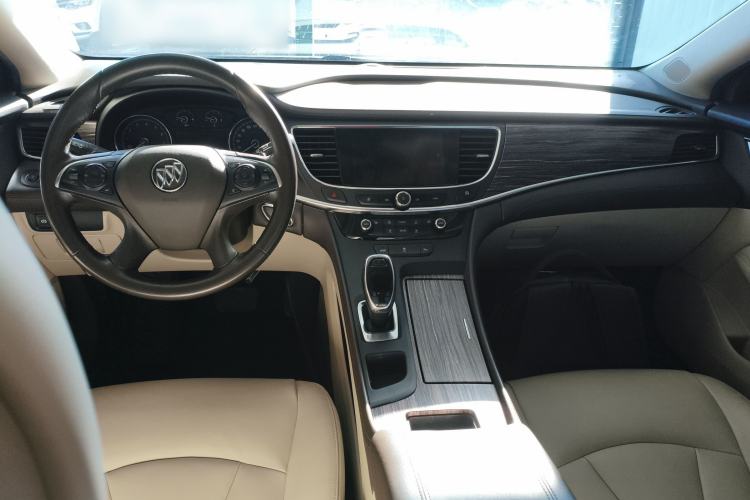 Used Buick LaCrosse 2016 Revised 20T Leading Edition Center Console