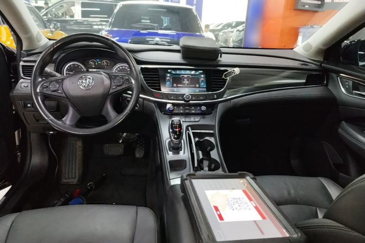 Used Buick LaCrosse 2016 Revised Version 28T Elite Edition Center Console