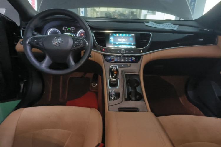 Used Buick LaCrosse 2016 20T Elite Edition Center Console