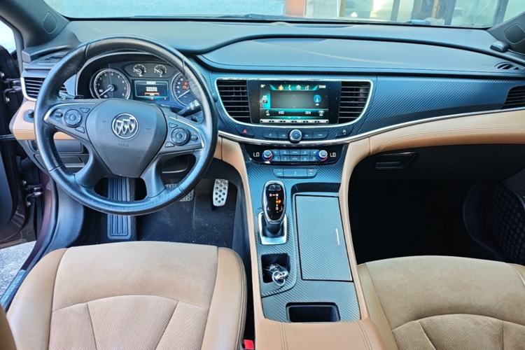 Used Buick LaCrosse 2016 20T Elite Edition Center Console