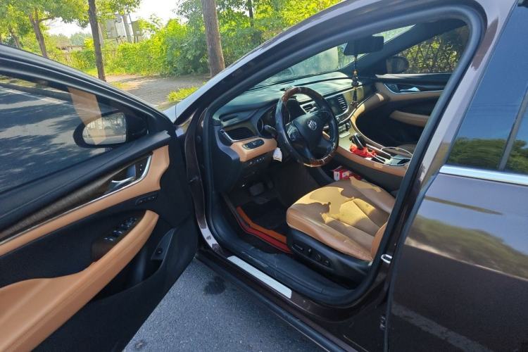Used Buick LaCrosse 2016 20T Luxury Model Driver Seat