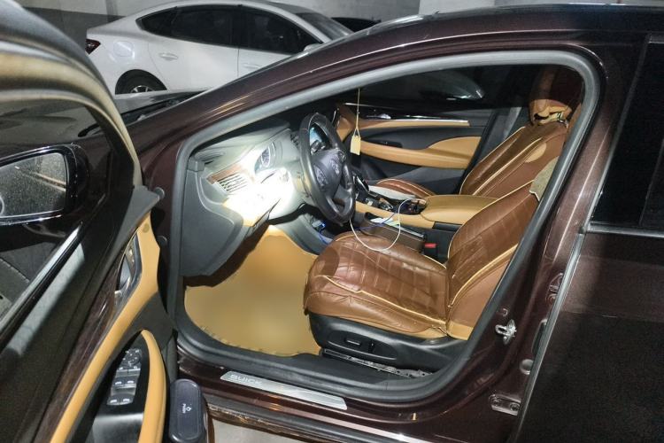 Used Buick LaCrosse 2016 20T Elite Edition Driver Seat