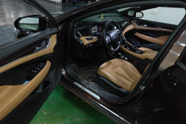 Used Buick LaCrosse 2016 20T Luxury Model Driver Seat