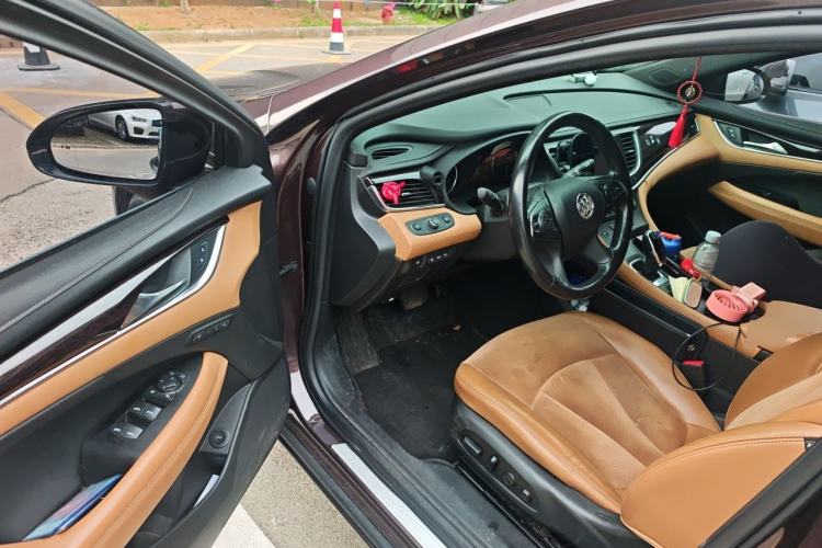 Used Buick LaCrosse 2016 20T Luxury Model Driver Seat