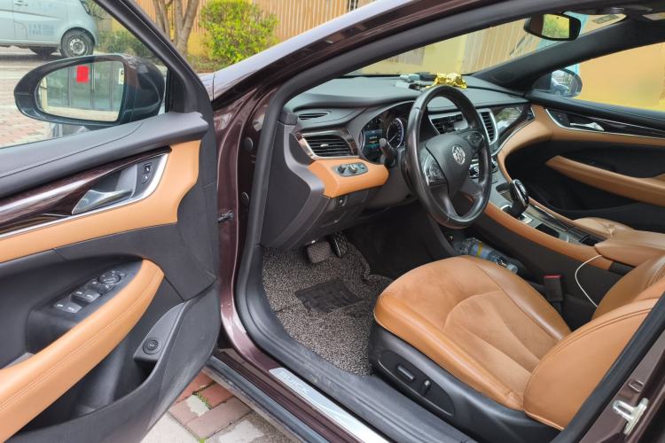Used Buick LaCrosse 2016 20T Luxury Model Driver Seat
