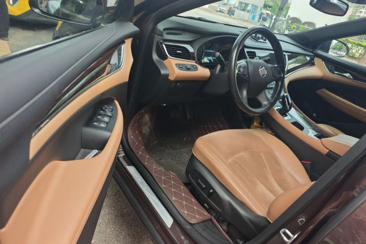 Used Buick LaCrosse 2016 28T Premium Edition Driver Seat