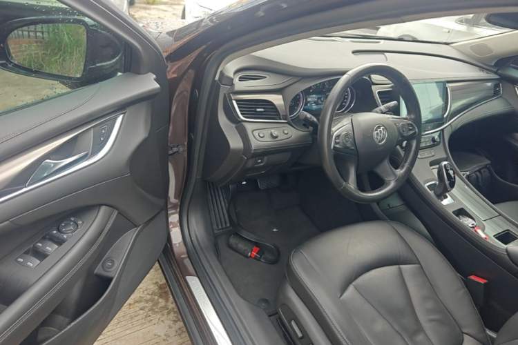 Used Buick LaCrosse 2016 20T Elite Edition Driver Seat