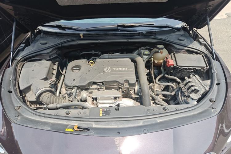 Used Buick LaCrosse 2016 20T Elite Edition Engine Bay