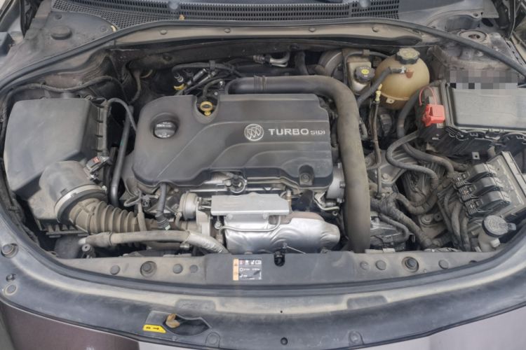 Used Buick LaCrosse 2016 20T Luxury Model Engine Bay
