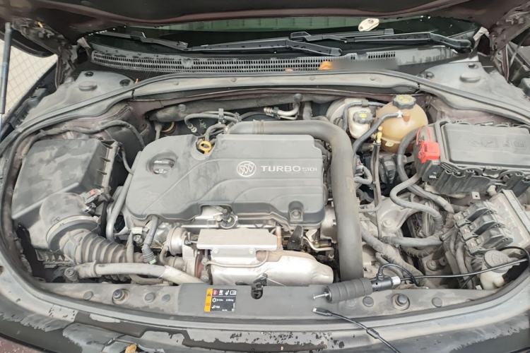 Used Buick LaCrosse 2016 20T Luxury Model Engine Bay