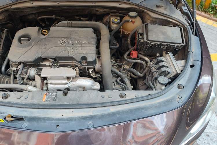 Used Buick LaCrosse 2016 Revised 20T Leading Edition Engine Bay Left