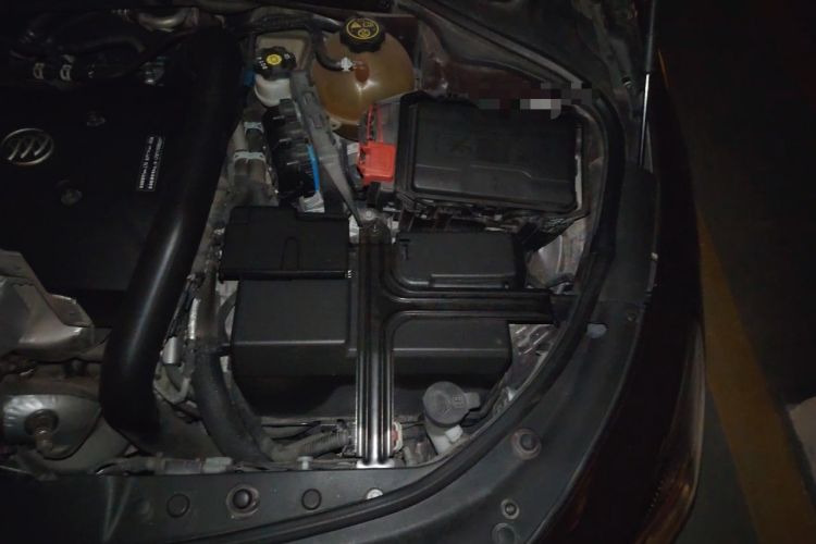 Used Buick LaCrosse 2016 28T Flagship Model Engine Bay Left