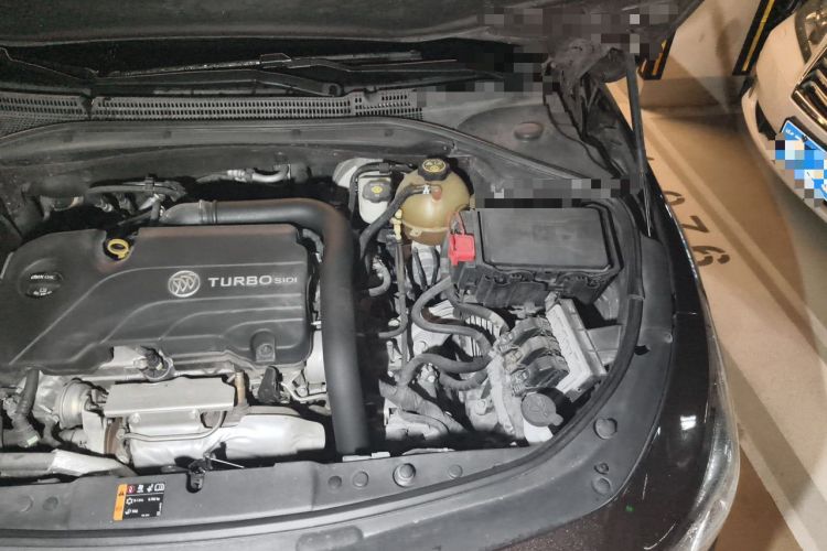 Used Buick LaCrosse 2016 20T Elite Edition Engine Bay Left