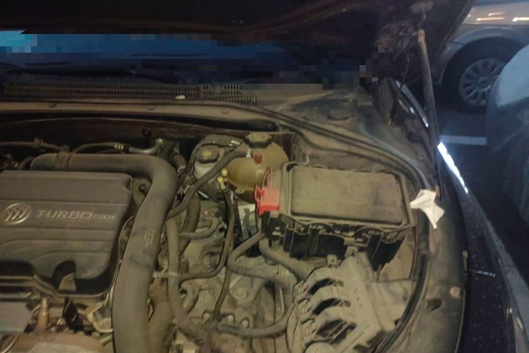 Used Buick LaCrosse 2016 20T Luxury Model Engine Bay Left
