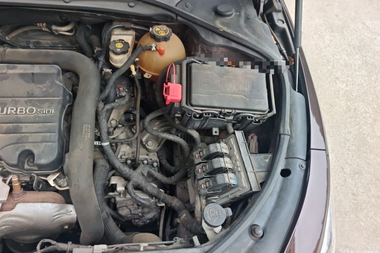 Used Buick LaCrosse 2016 20T Luxury Model Engine Bay Left