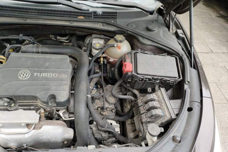 Used Buick LaCrosse 2016 Revised 20T Leading Edition Engine Bay Left