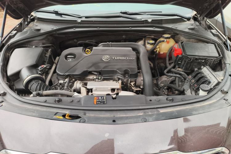 Used Buick LaCrosse 2016 20T Luxury Model Engine Bay
