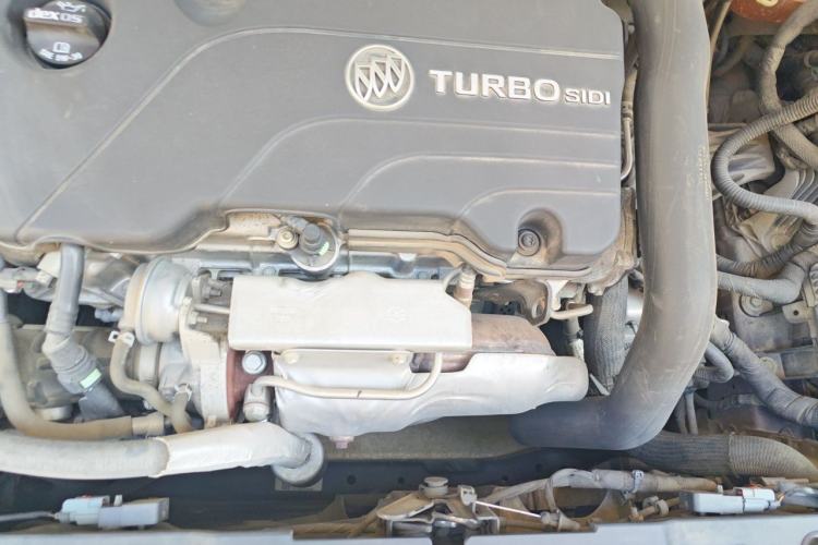 Used Buick LaCrosse 2016 20T Elite Edition Engine Bay