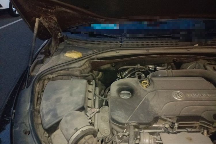 Used Buick LaCrosse 2016 20T Luxury Model Engine Bay Right