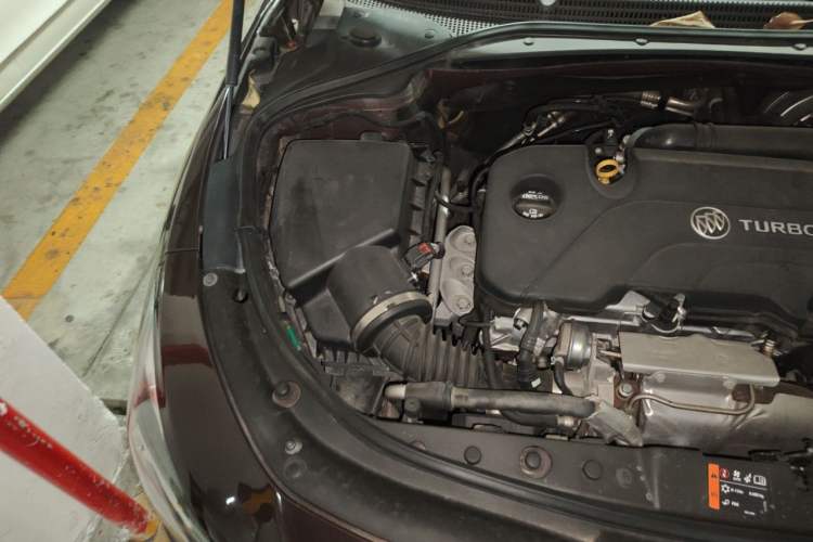 Used Buick LaCrosse 2016 20T Elite Edition Engine Bay Right