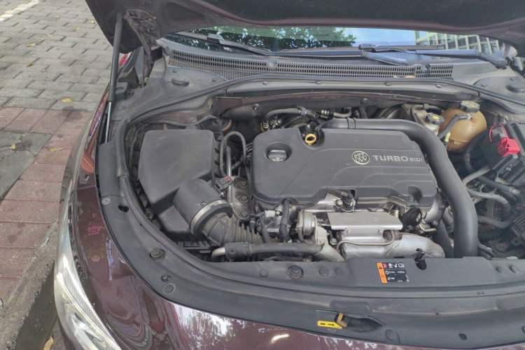Used Buick LaCrosse 2016 Revised 20T Leading Edition Engine Bay Right