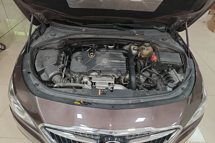 Used Buick LaCrosse 2016 20T Elite Edition Engine Bay