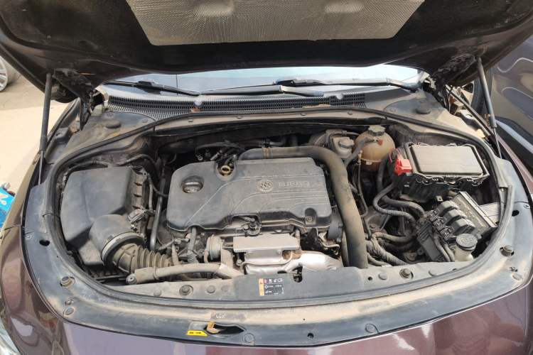 Used Buick LaCrosse 2016 20T Elite Edition Engine Bay