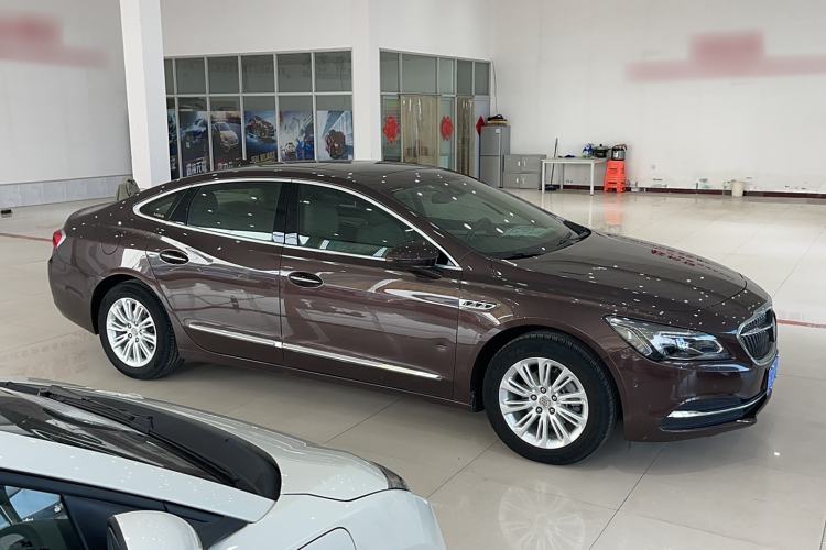 Used Buick LaCrosse 2016 30H Luxury Version Exterior 2