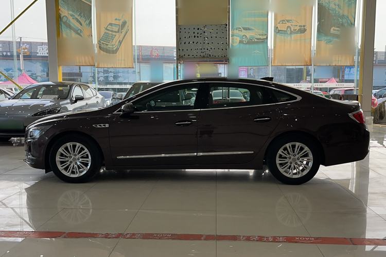 Used Buick LaCrosse 2016 30H Luxury Version Exterior 5