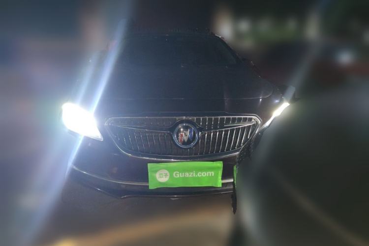 Used Buick LaCrosse 2016 30H Luxury Version Front