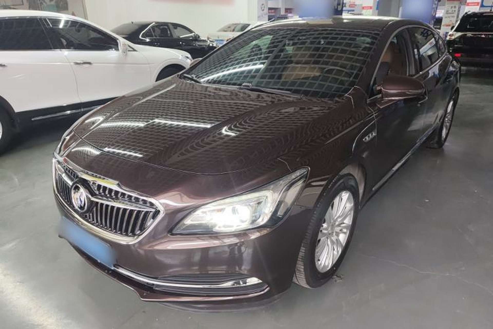 Used Buick LaCrosse 2016 20T Elite Edition Front Left 45 Deg