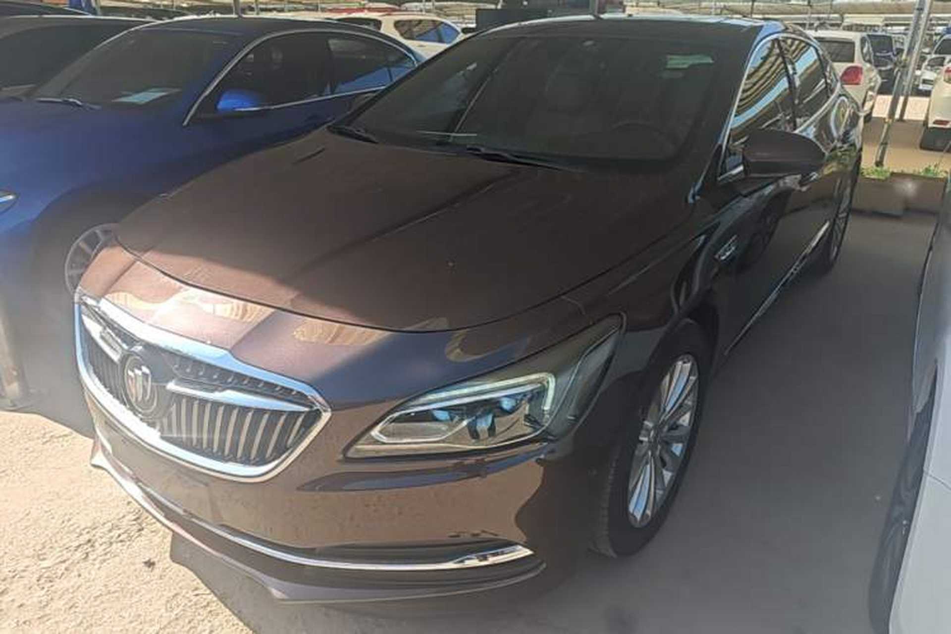 Used Buick LaCrosse 2016 28T Luxury Version Front Left 45 Deg