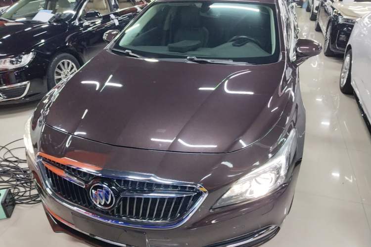 Used Buick LaCrosse 2016 Revised Version 28T Elite Edition Front