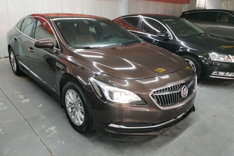 Used Buick LaCrosse 2016 20T Elite Edition Front Right 45 Deg