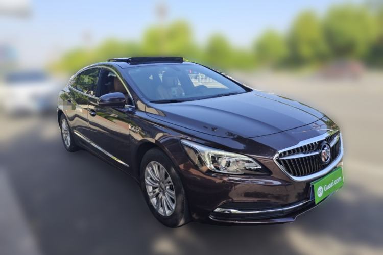Used Buick LaCrosse 2016 20T Elite Edition Front Right 45 Deg