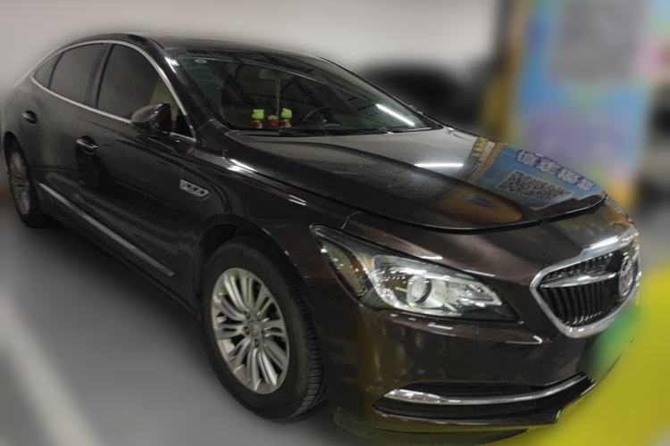 Used Buick LaCrosse 2016 20T Elite Edition Front Right 45 Deg