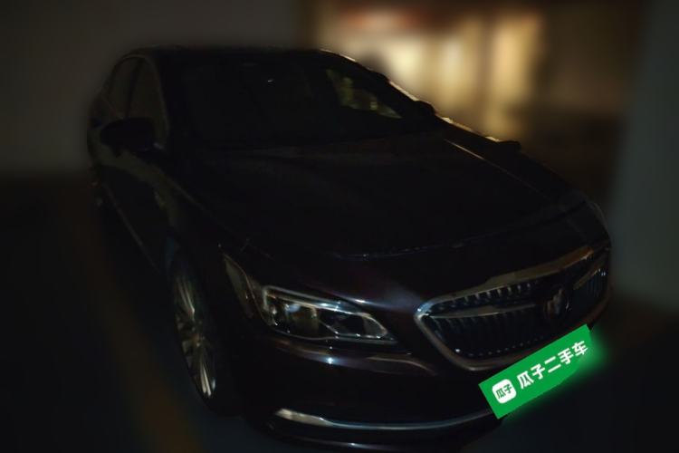 Used Buick LaCrosse 2016 28T Flagship Model Front Right 45 Deg