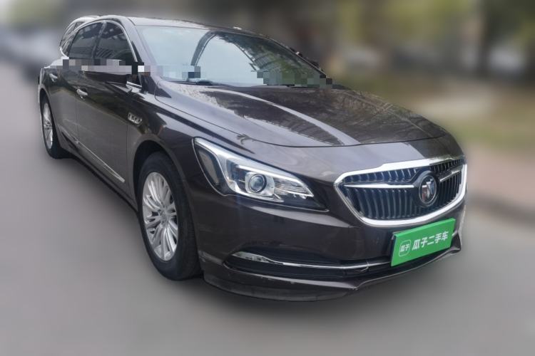 Used Buick LaCrosse 2016 20T Luxury Model Front Right 45 Deg