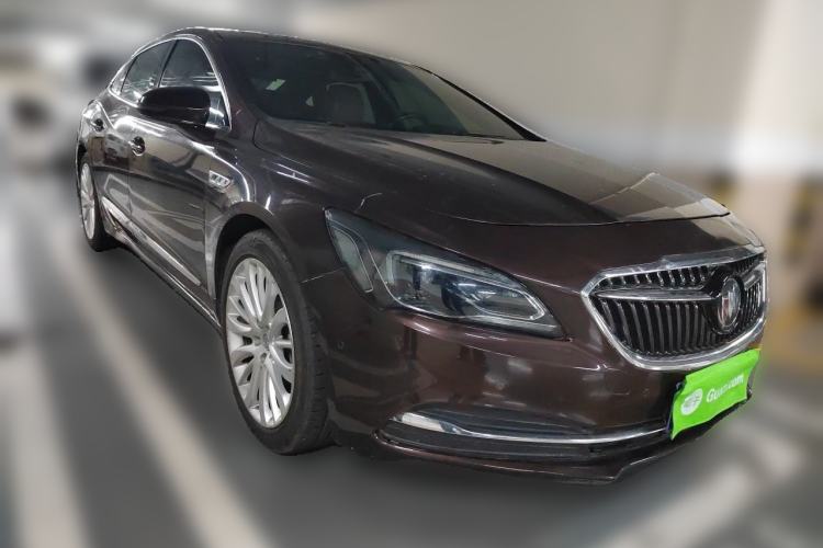 Used Buick LaCrosse 2016 28T Flagship Model Front Right 45 Deg