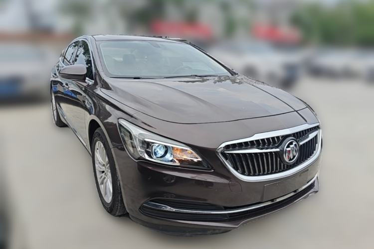 Used Buick LaCrosse 2016 20T Leading Model Front Right 45 Deg