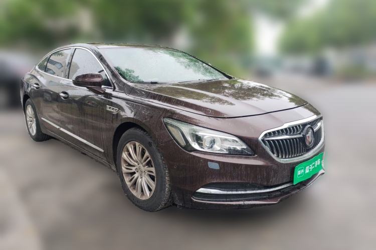 Used Buick LaCrosse 2016 20T Luxury Model Front Right 45 Deg