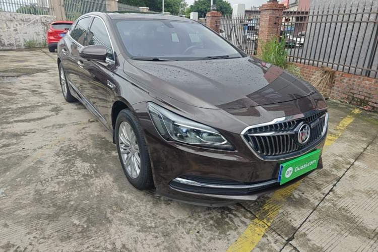 Used Buick LaCrosse 2016 20T Elite Edition Front Right 45 Deg