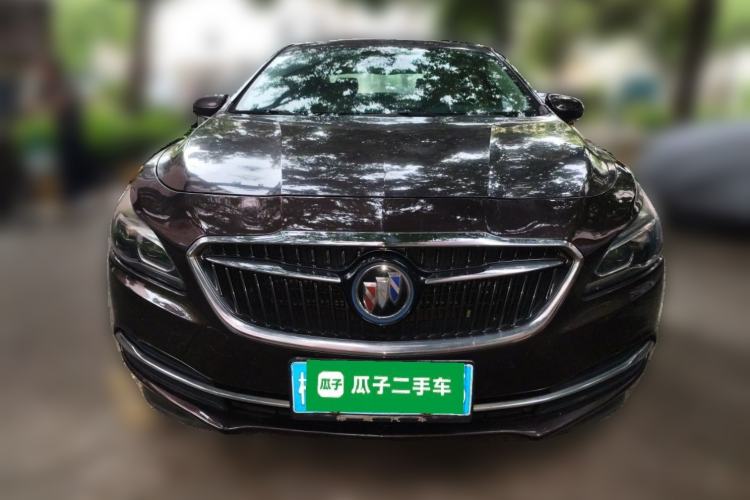 Used Buick LaCrosse 2016 30H Luxury Version Front