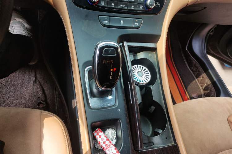 Used Buick LaCrosse 2016 20T Elite Edition Gear Lever