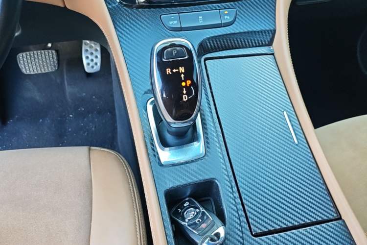 Used Buick LaCrosse 2016 20T Elite Edition Gear Lever