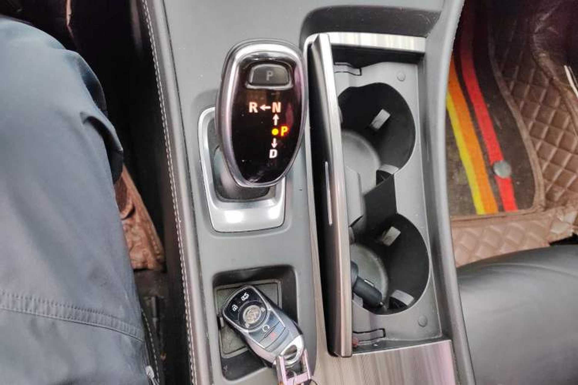 Used Buick LaCrosse 2016 Revised Version 28T Elite Edition Gear Lever