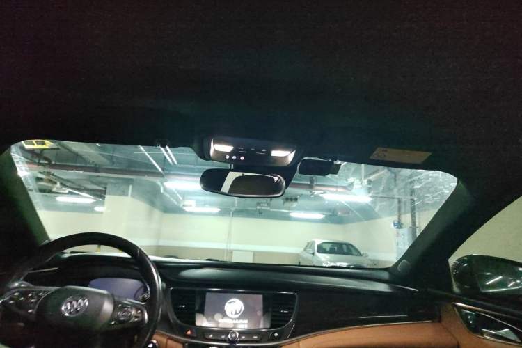 Used Buick LaCrosse 2016 28T Flagship Model Headliner