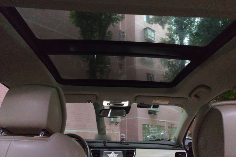 Used Buick LaCrosse 2016 30H Luxury Version Headliner